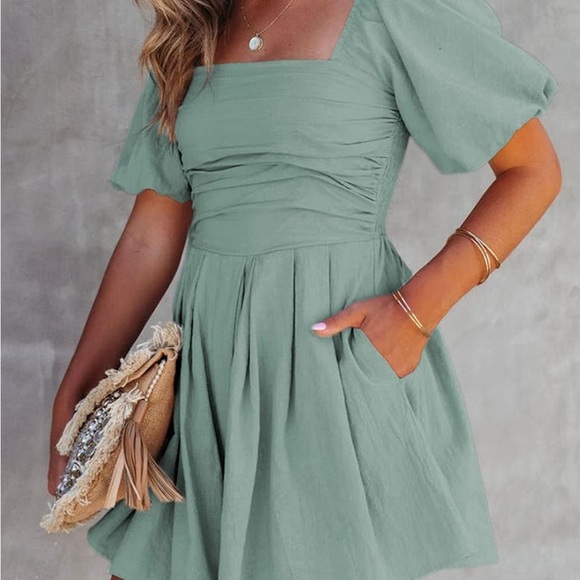 AlvaQ Women's Rompers Cute Puff Sleeve SZ Medium - Picture 4 of 11